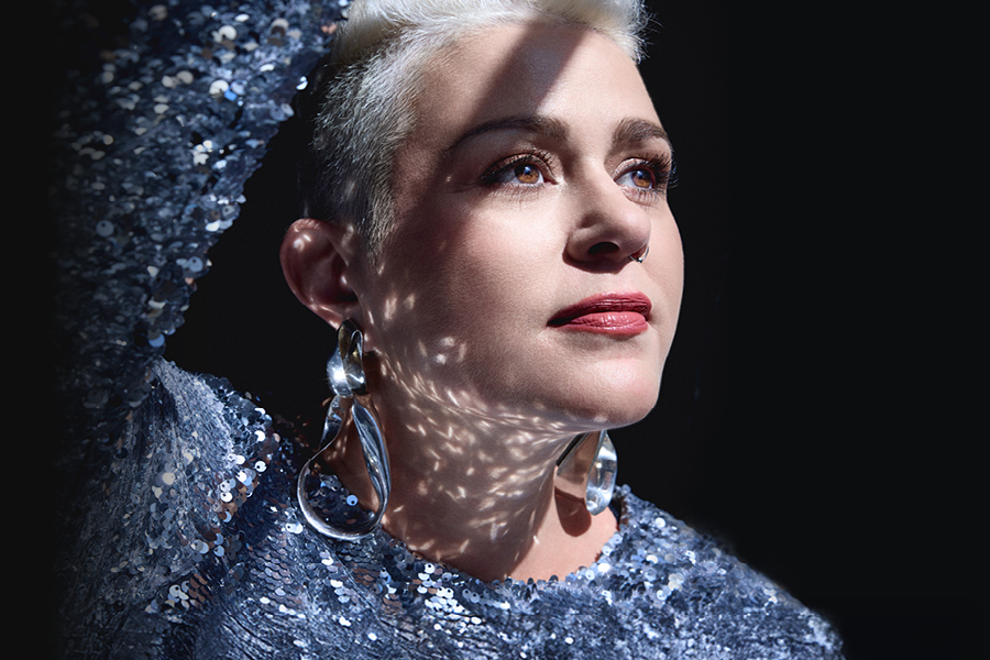 KATIE NOONAN - Alone but All One Tour