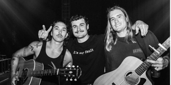 Nana's Pie 'i'll still wait' Australian Tour