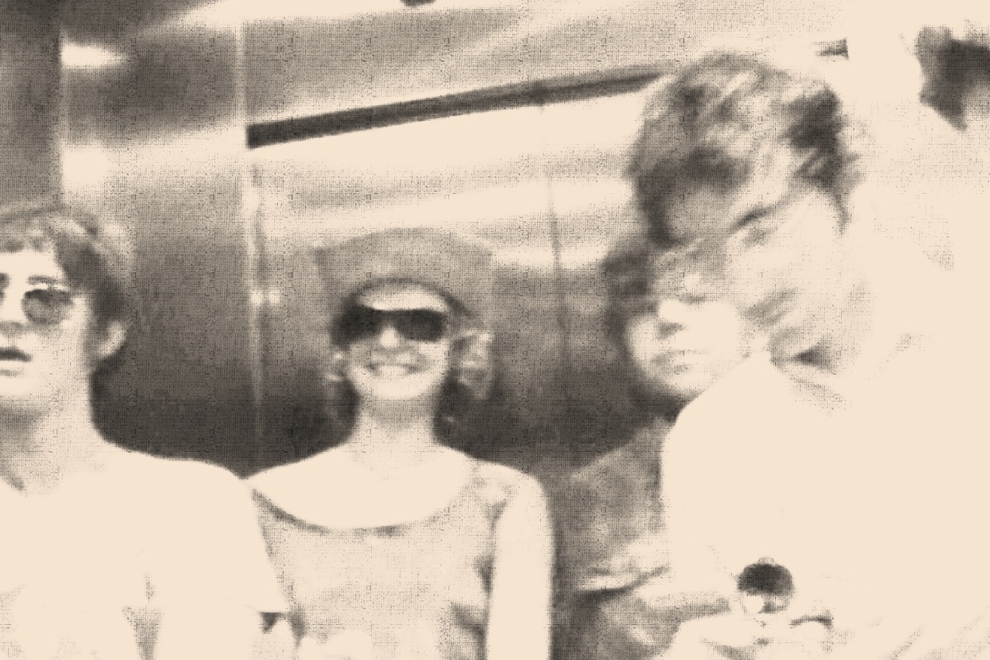 KISSES - 'YOU ARE IN MY DREAMS' ALBUM LAUNCH