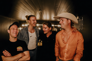 The Wet Whistles - Life on the Road