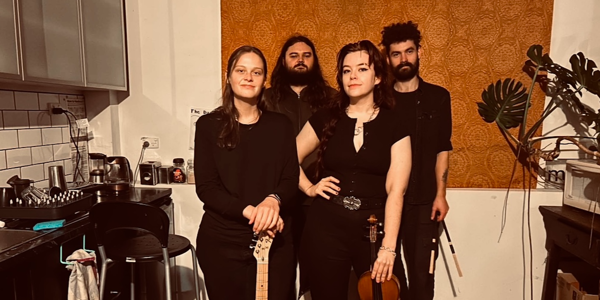 One very cool Saturday arvo, with Saskia Robin, Kramas, and Izzy Skinner!