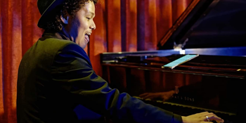 Lochlan Feng  ** FREE FRONT BAR GIG**