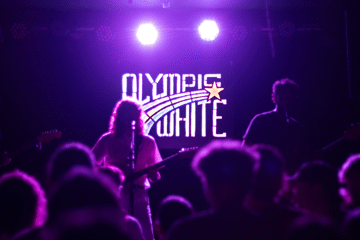 OLYMPIC WHITE - 'Ain't That Living' 'Room' Live