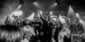 Dead Flowers - Long Weekender