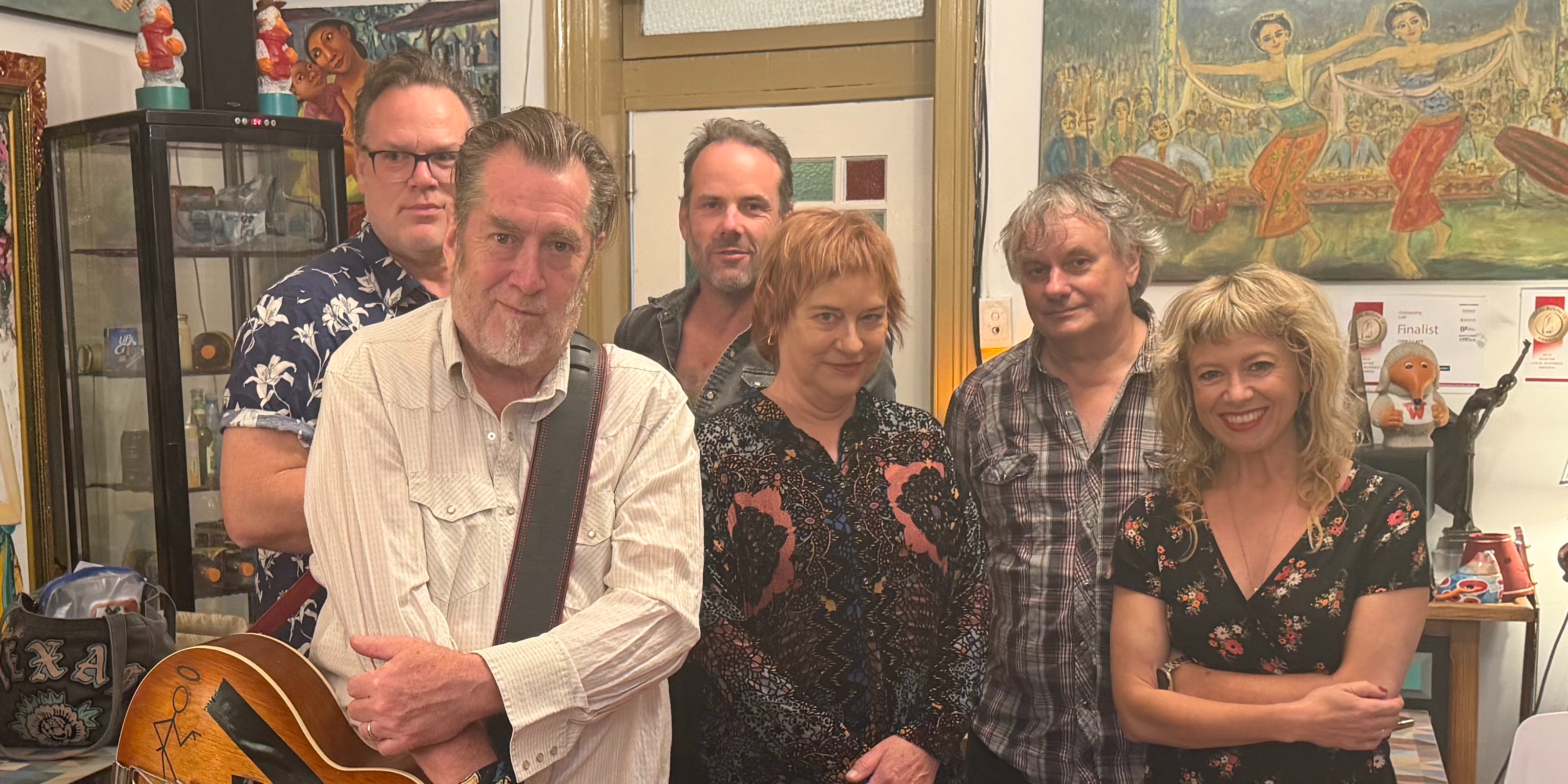 Mick Thomas' Roving Commission - GoChristmasComeBack