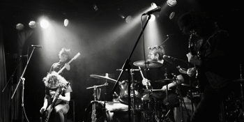 Drunk Mums 'Roll With The Punches' Single Tour