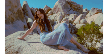 Everything Is Christmas with Julia Stone - EARLY SHOW