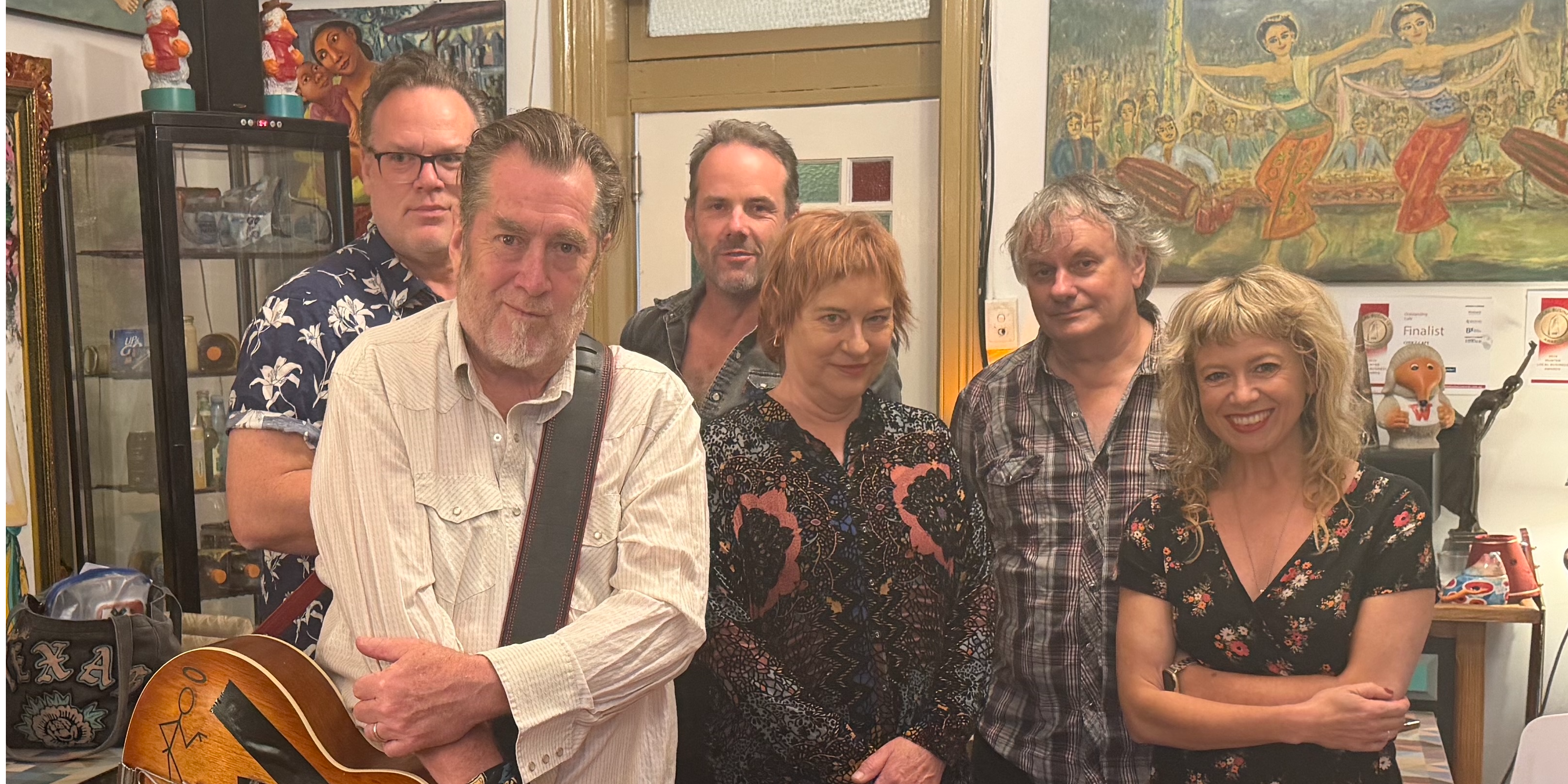 Mick Thomas’ Roving Commission - GoChristmasComeBack