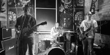 No Motivation (Debut Headline Show)