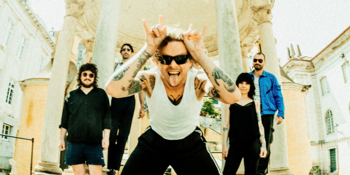 Dr Sure’s Unusual Practice – No Pigs in Oz