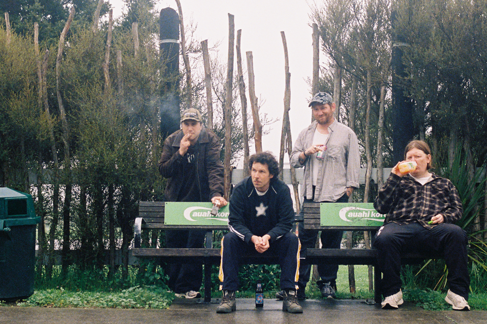 DARTZ (NZ) with Salmon Sisters & Favoured State