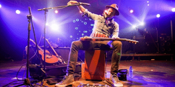 JUZZIE SMITH – One Man Band