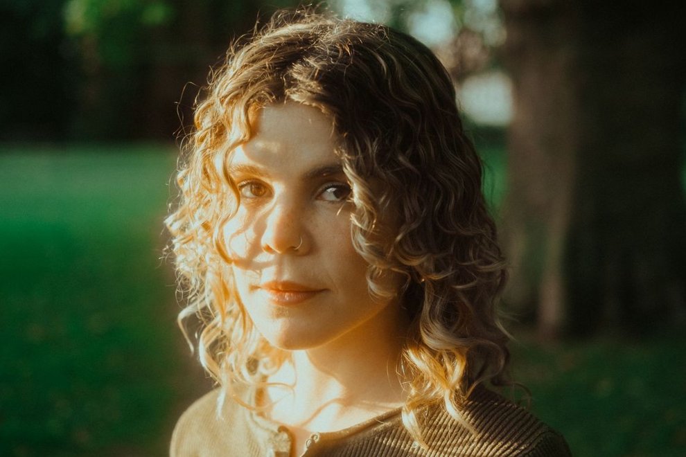 Ella Ion - Live at the Gem