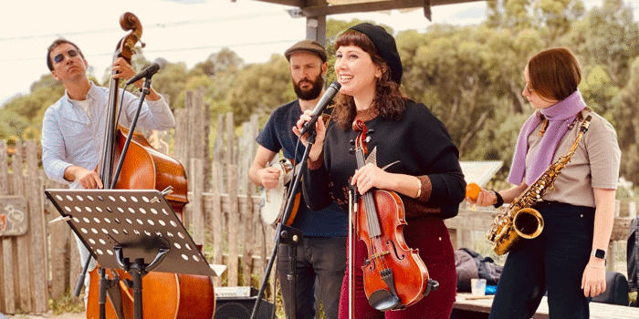 **FREE ENTRY** The Backyard Banjo Club (Front Bar)